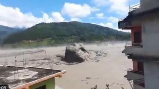 Son dakika: Nepal'deki sel felaketinin yeni g&ouml;r&uuml;nt&uuml;leri dehşete d&uuml;ş&uuml;rd&uuml;! 
