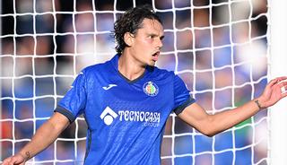 Enes &Uuml;nal'ın gol&uuml; takımına Avrupa'da turu getirdi!