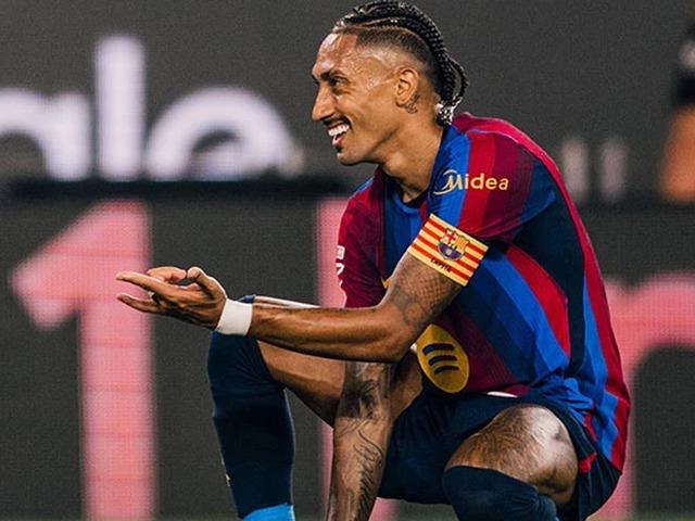 Barcelona yeni sezona bomba gibi başladı!