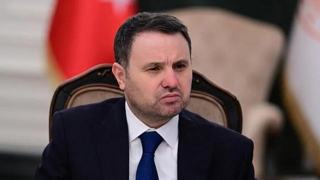 Bakan Gürlek'ten İmamoğlu'na 'şov' tepkisi: Yine aynısını der mi merak ediyorum