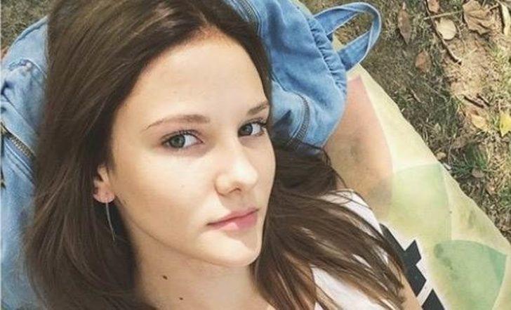 Alina Boz, Beşiktaş'ın yeni sezon forma tanıtımında rol aldı G2