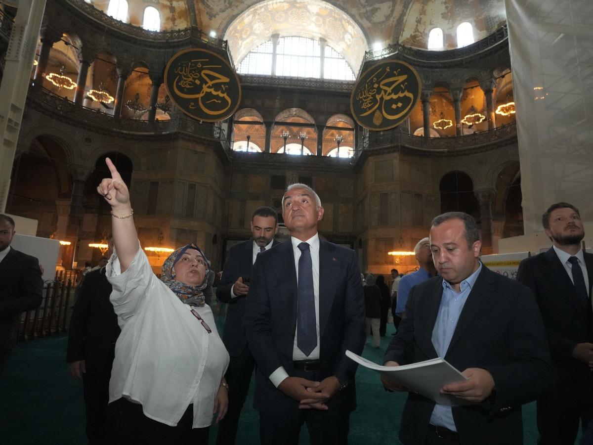“Fatih’in emaneti” diyerek duyurdu! Cumhuriyet tarihinin en kapsamlı restorasyonunda son durum 1