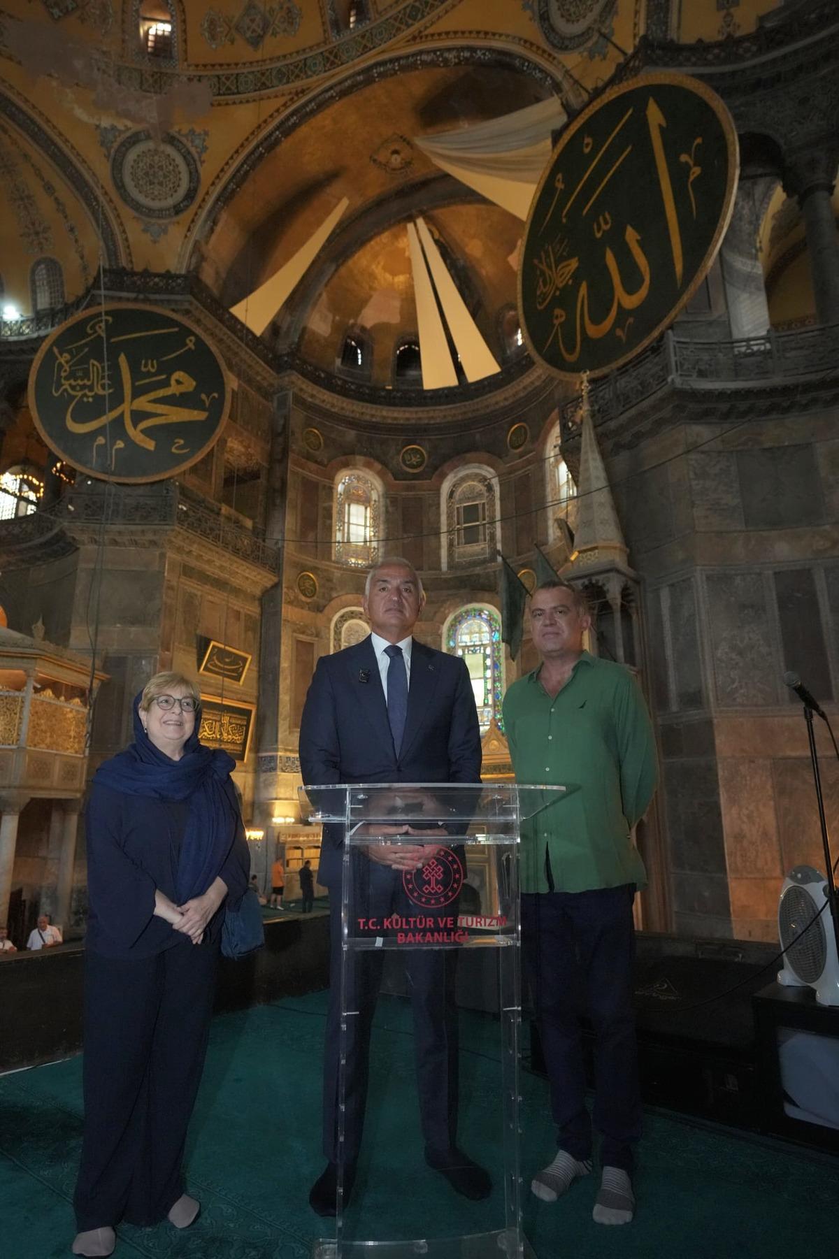 “Fatih’in emaneti” diyerek duyurdu! Cumhuriyet tarihinin en kapsamlı restorasyonunda son durum 8