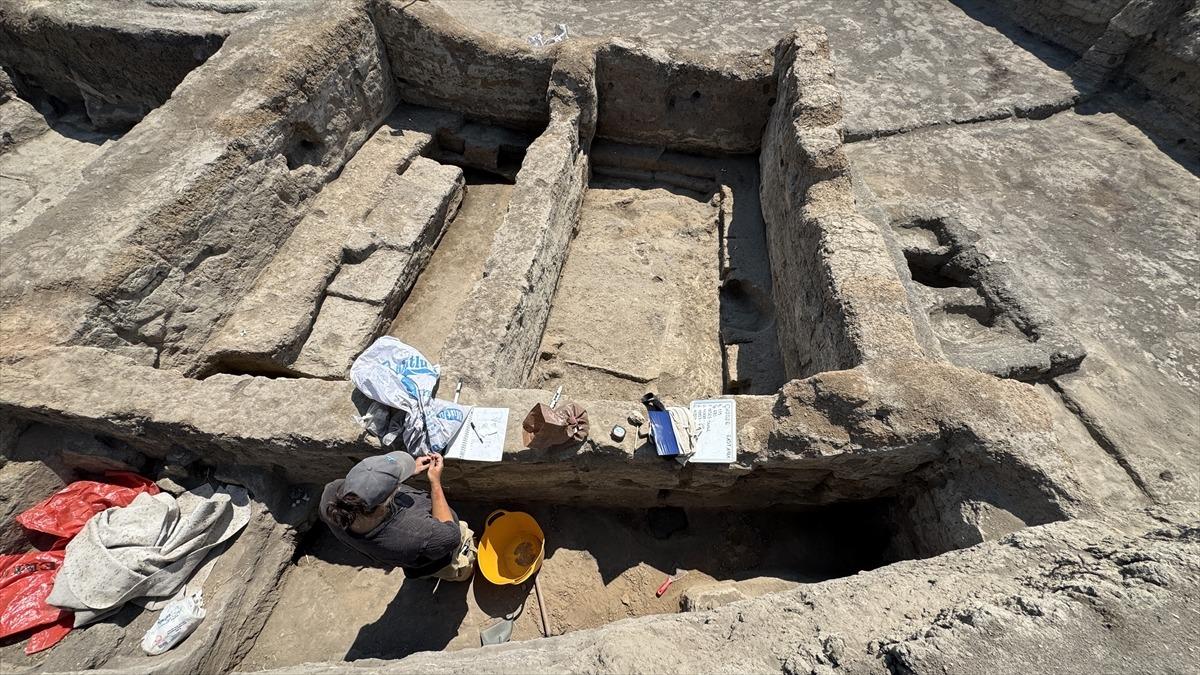 Çatalhöyük te tüyler ürperten keşif! M.Ö. 6000 yıllarının "Ölüler Evi" 2