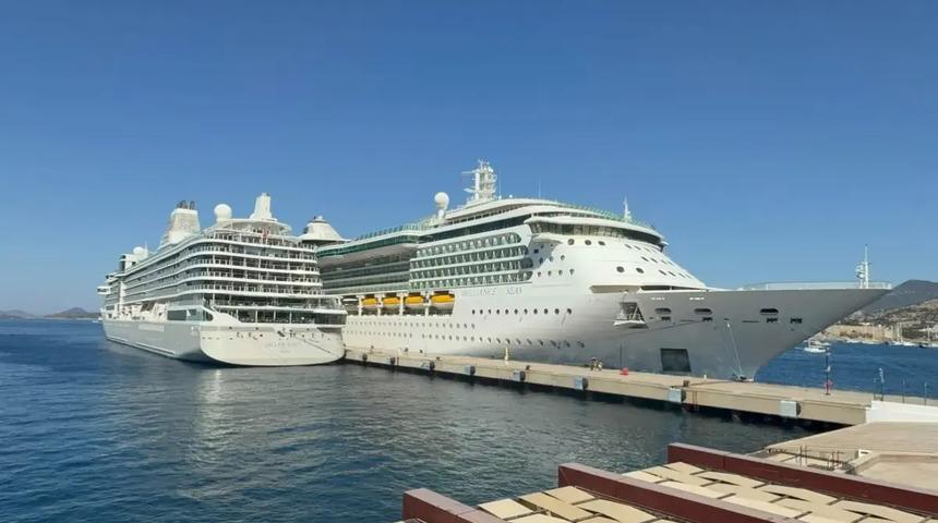 Bodrum'a 3 kruvaziyer gemisiyle 293 turist geldi