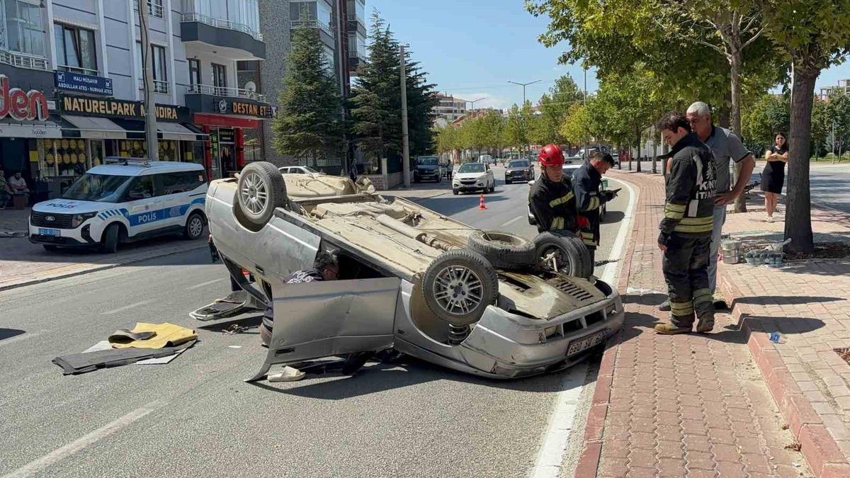 Kontrolden çıkıp takla atan araç sürücüsü yaralandı - Güncel Haberler