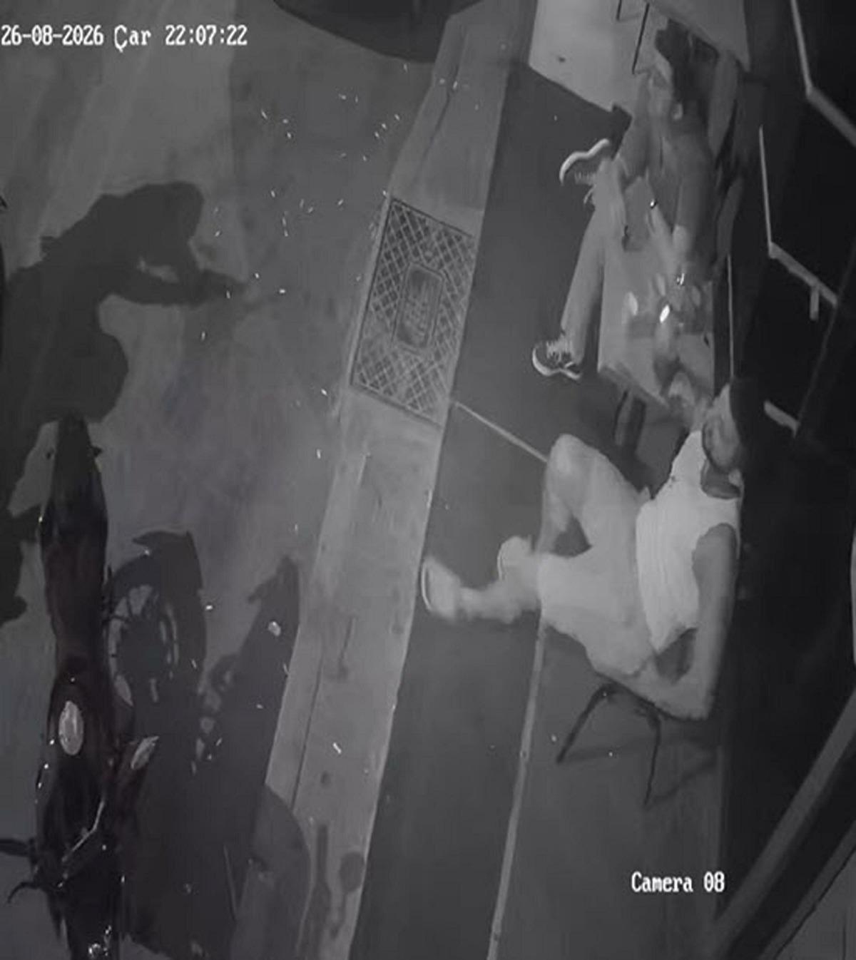 T&uuml;rkiye MMA şampiyonu Hasan Başar silahla vuruldu! " Doğan sen misin  deyip sıktı" O anlar kamerada 1