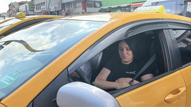 Servis şof&ouml;rl&uuml;ğ&uuml;nden taksiciliğe: Erkeklere meydan okuyan kadın 3