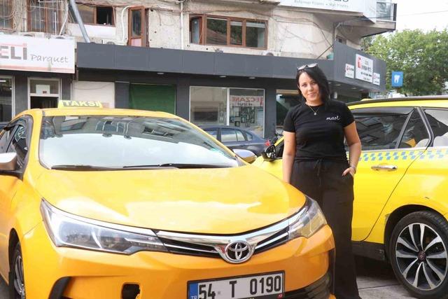 Servis şof&ouml;rl&uuml;ğ&uuml;nden taksiciliğe: Erkeklere meydan okuyan kadın 1