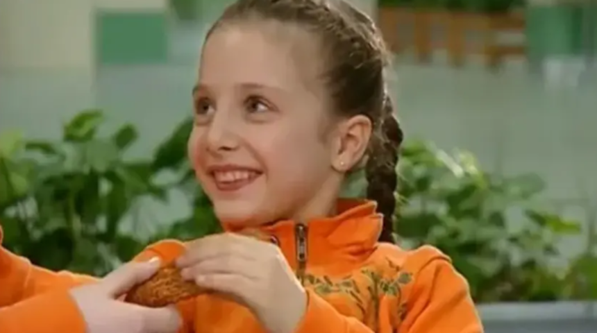 Selena'nın Nazlı'sı Dilara Kurtulmuş evleniyor! Kınayı yaktı, 5 farklı elbise giydi 