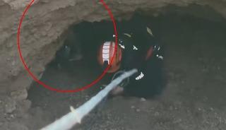 Obrukta mahsur kalan ke&ccedil;iyi AFAD ekipleri kurtardı