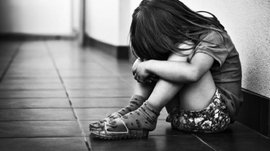 Dünyayı şoke eden karar!  30'dan fazla küçük kıza tecavüz eden AIDS'li rahibi affetti