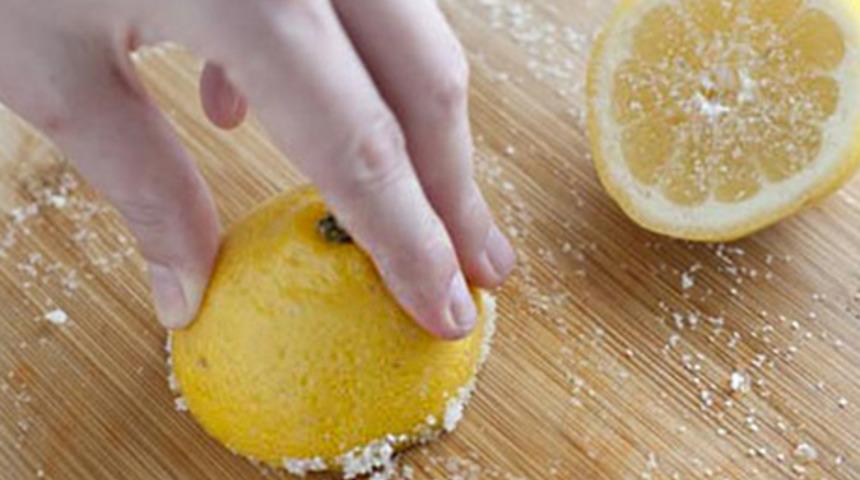 Kesme tahtası nasıl temizlenir?