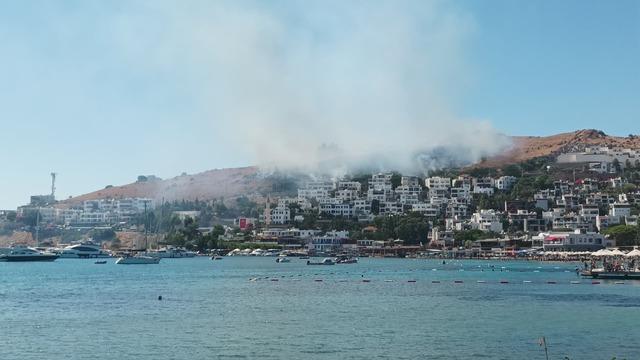 Bodrum&rsquo;da makilik yangını 2