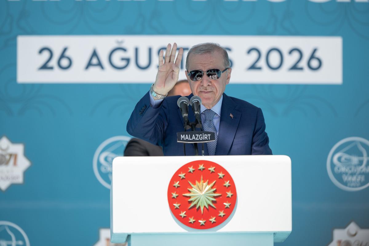 AK Parti&rsquo;den erken se&ccedil;im tartışmalarına yanıt! Erdoğan&rsquo;ın adaylığı i&ccedil;in dikkat &ccedil;eken s&ouml;zler: &ldquo;Teknik tarih d&uuml;zenlemesi yapılabilir&rdquo; 2