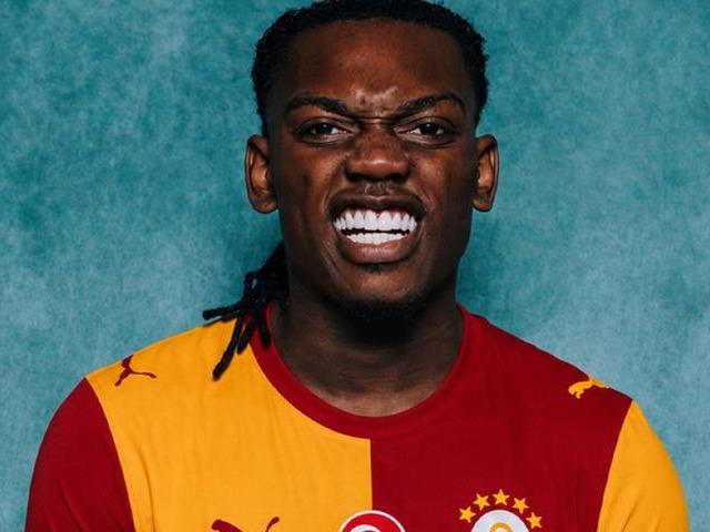 M&uuml;jdeli haber geldi! Rafael Leao G.Saray'da: İmzaya geliyor...