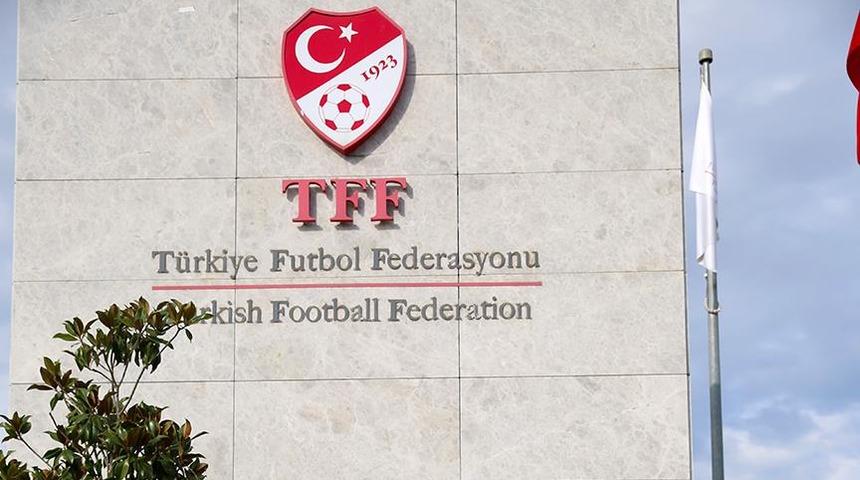 TFF, uzatmaya giden maçlarda 4. oyuncu değişikliğine izin verdiğini açıkladı!