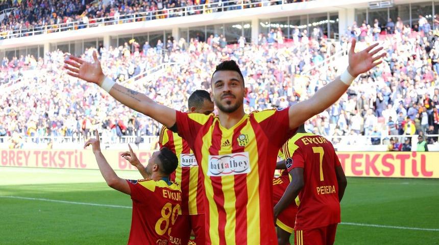 Bursaspor Aytaç Kara ile 2+1 yıllık anlaşma sağladı