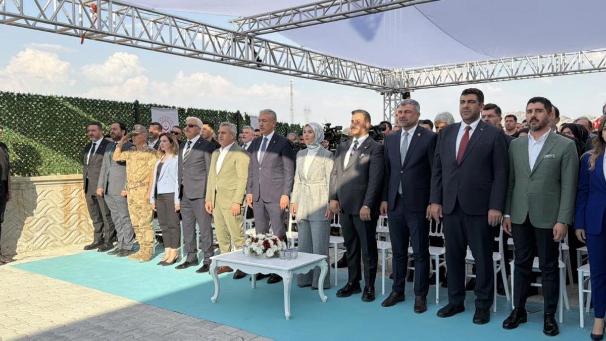 Bakan Göktaş, Mardin’de Hasan Keleşoğlu Çocuk Evleri Sitesi açılış törenine katıldı 1