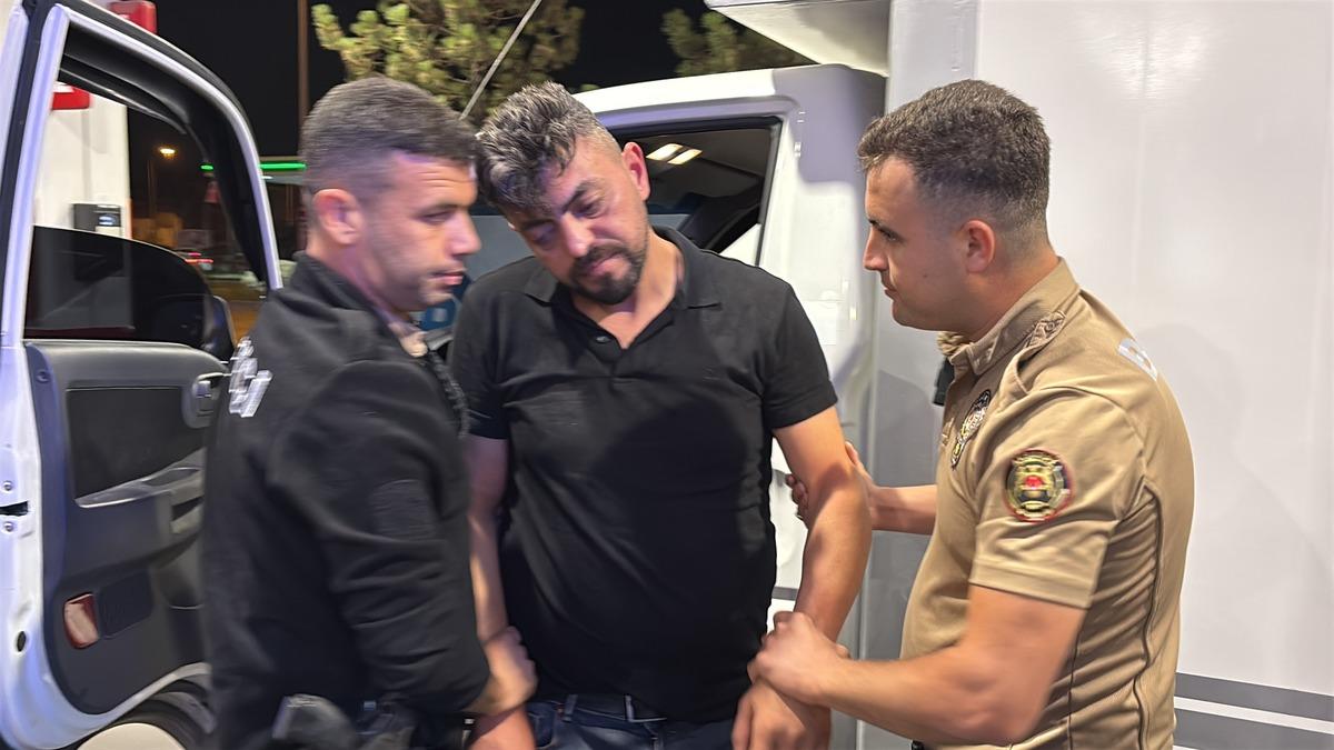 Aksaray da bir garip olay... Benzin aldı sonra sızdı: Uyandığında ceza yağmıştı! 13