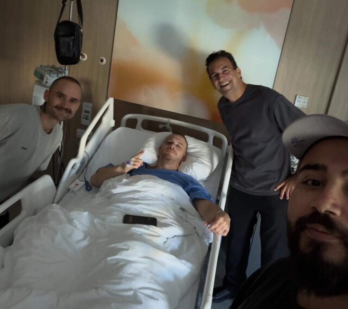 Hastane odasından paylaştı! Kerem Bürsin bu defa korkuttu 1
