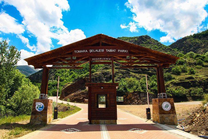 Tomara Şelalesi'nde büyüleyici görüntüler  G1