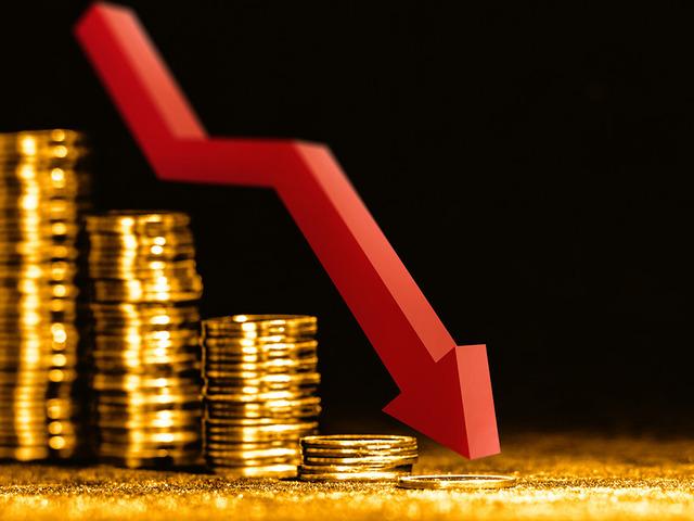 FED'in mesajı piyasaları vurdu! Altın &ccedil;ok sert d&uuml;şt&uuml;