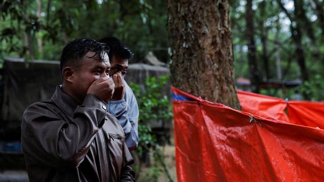 Felaketin bilan&ccedil;osu artıyor... Cesetler &ccedil;&uuml;r&uuml;meye başladı! Nepal'den kan donduran g&ouml;r&uuml;nt&uuml;ler