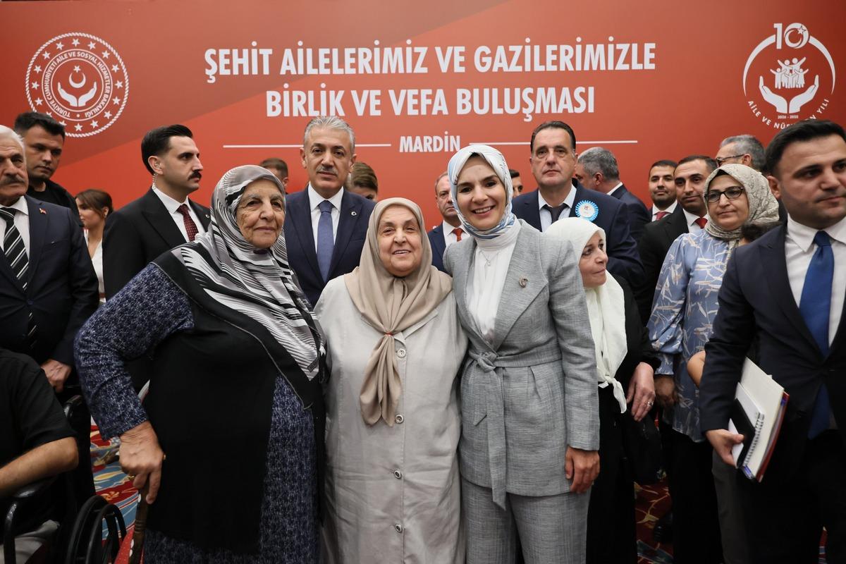 Bakan Göktaş, Mardin’de şehit aileleri ve gazilerle vefa buluşmasında bir araya geldi 1