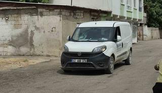 Motosiklet ile otomobil &ccedil;arpıştı: 1 yaralı