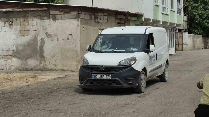Motosiklet ile otomobil &ccedil;arpıştı: 1 yaralı