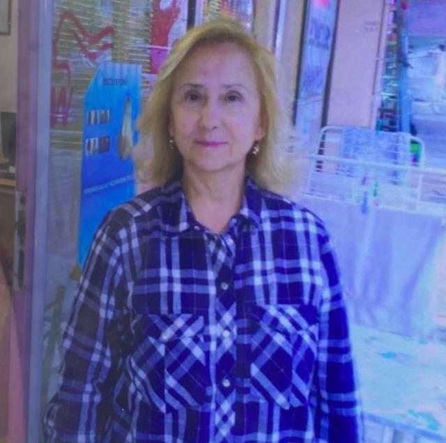 Zeytinburnu’ndaki İETT otobüs kazasında hayatını kaybeden kadın son yolculuğuna uğurlandı 2