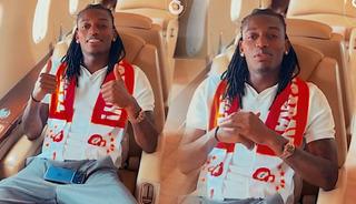 Leao u&ccedil;aktan seslendi! G.Saray taraftarına ilk mesaj