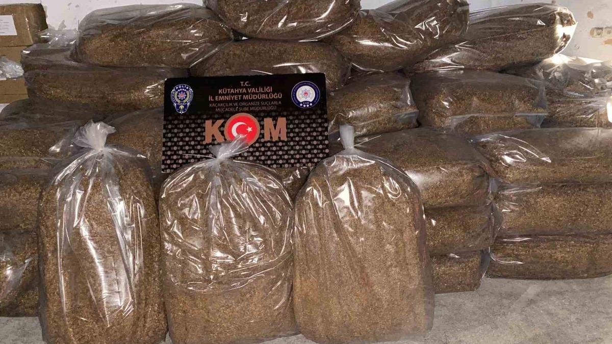Kütahya’da 2 araca kaçakçılık operasyonu: 1 ton 716 kilo tütün ele geçirildi - Güncel Haberler