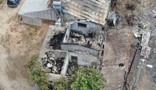 Mahalledeki yangın 80 yaşındaki &ccedil;iftin evini ve hatıralarını yaktı