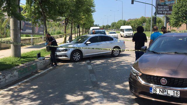 İş adamına trafik ışıklarında silahlı saldırı