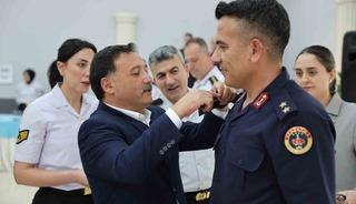 Vali &Ccedil;i&ccedil;ek, R&uuml;tbe Terfi T&ouml;reni&rsquo;ne katıldı