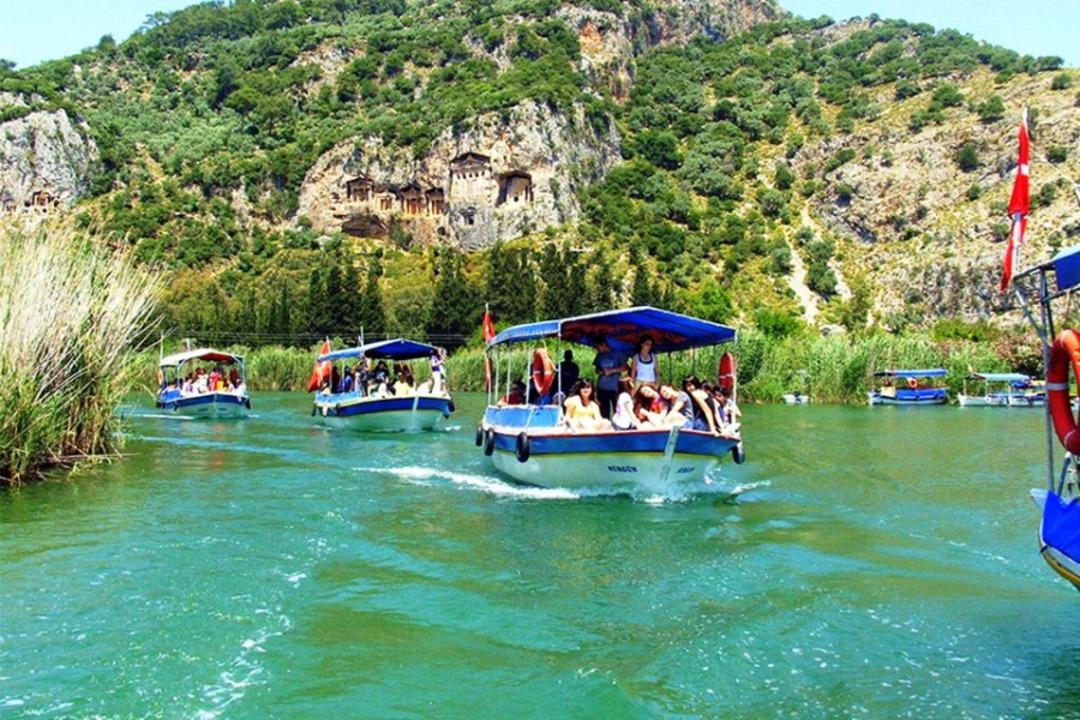 Akın akın oraya gidiyorlar! İşte turistlerin yeni g&ouml;zdesi