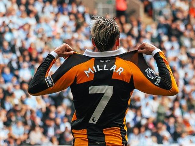 Hull City'den Premier Lig'e tarihi başlangı&ccedil;! Acun Ilıcalı'nın takımı zirveye y&uuml;r&uuml;yor