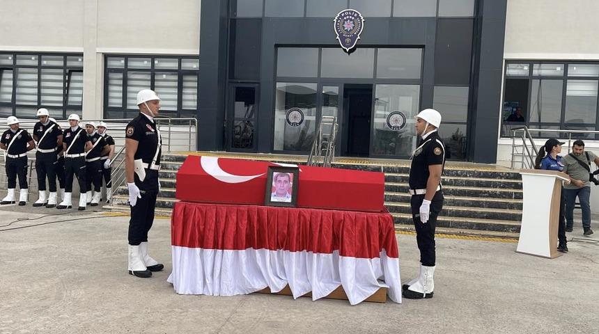 Osmaniye&rsquo;de hayatını kaybeden polis memuru i&ccedil;in t&ouml;ren d&uuml;zenlendi