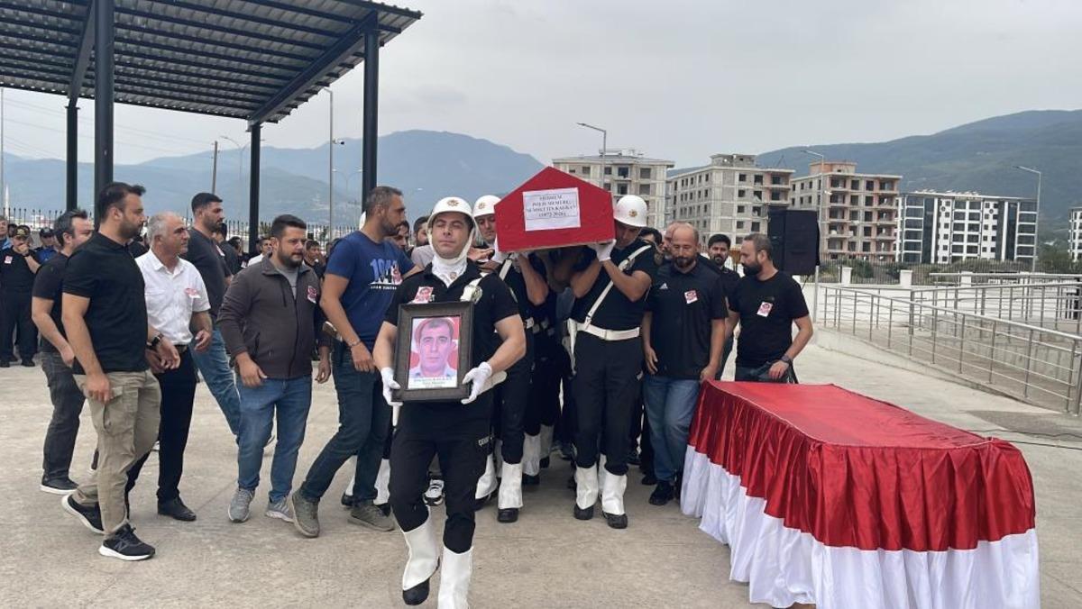 Osmaniye’de hayatını kaybeden polis memuru için tören düzenlendi 2