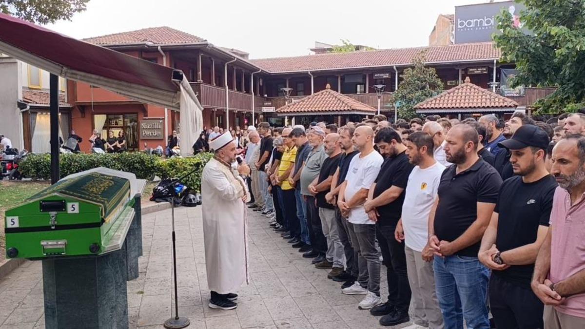 Üniversite hayali yarım kaldı: Arkadaşları tabutunu omuzladı - Güncel Haberler
