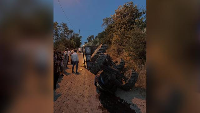 Siirt'te traktör devrildi: 5 yaralı