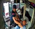Ambulans ve �zel halk otob�s� �of�rlerinin kavgas� kamerada ??