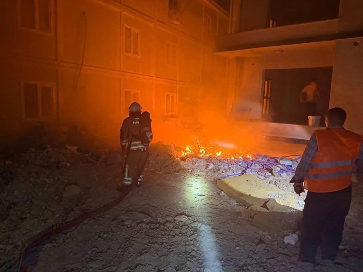 Antakya’da çöplük alan alevlere teslim oldu 1