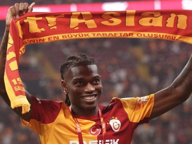 Galatasaray'ın yeni yıldızı Rafael Leao i&ccedil;in ma&ccedil; sonu olay iddia! Ortalık karışacak