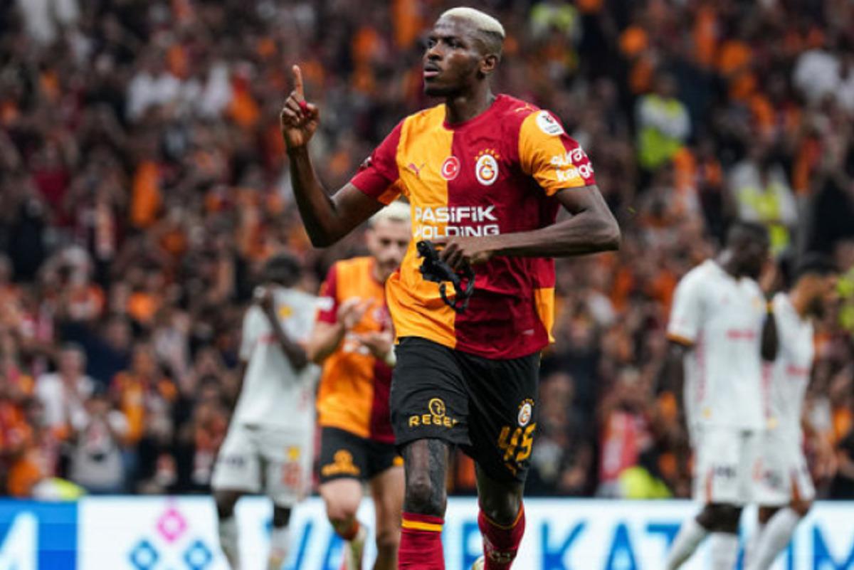 Ne Haaland, ne Mbappe! Zirvede tek başına Victor Osimhen var 1