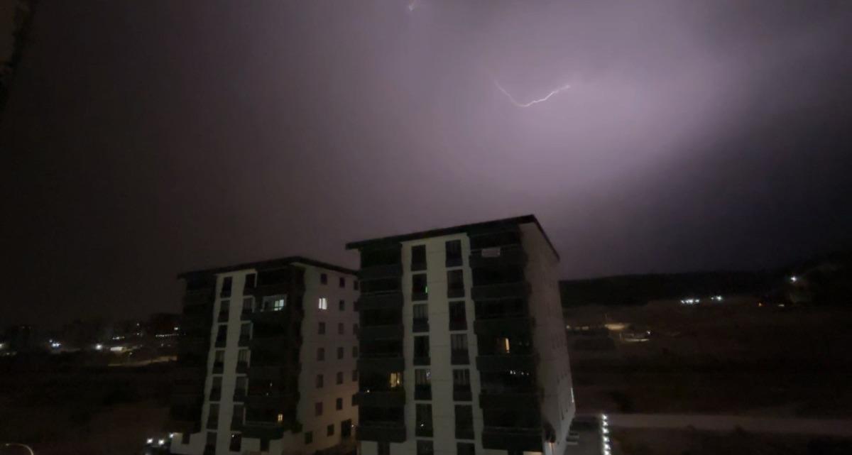 Gaziantep te gece bir anda g&uuml;nd&uuml;ze d&ouml;nd&uuml;! Sosyal medyada olay oldu 1
