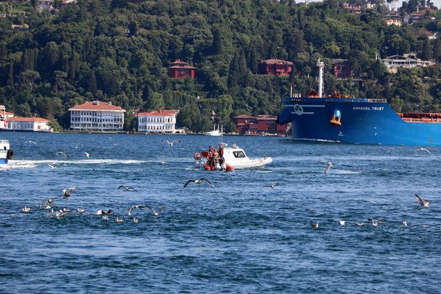 FSM K&ouml;pr&uuml;s&uuml; nden atlayan bir gen&ccedil; boğazda kayboldu 1