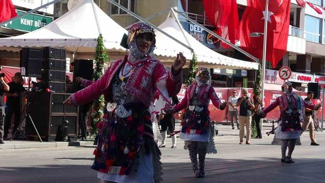 Antalya&rsquo;da 30 Ağustos coşkusu yaşandı 12
